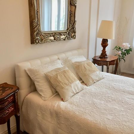 Studio Appartment In Old Town كراكوفيا المظهر الخارجي الصورة