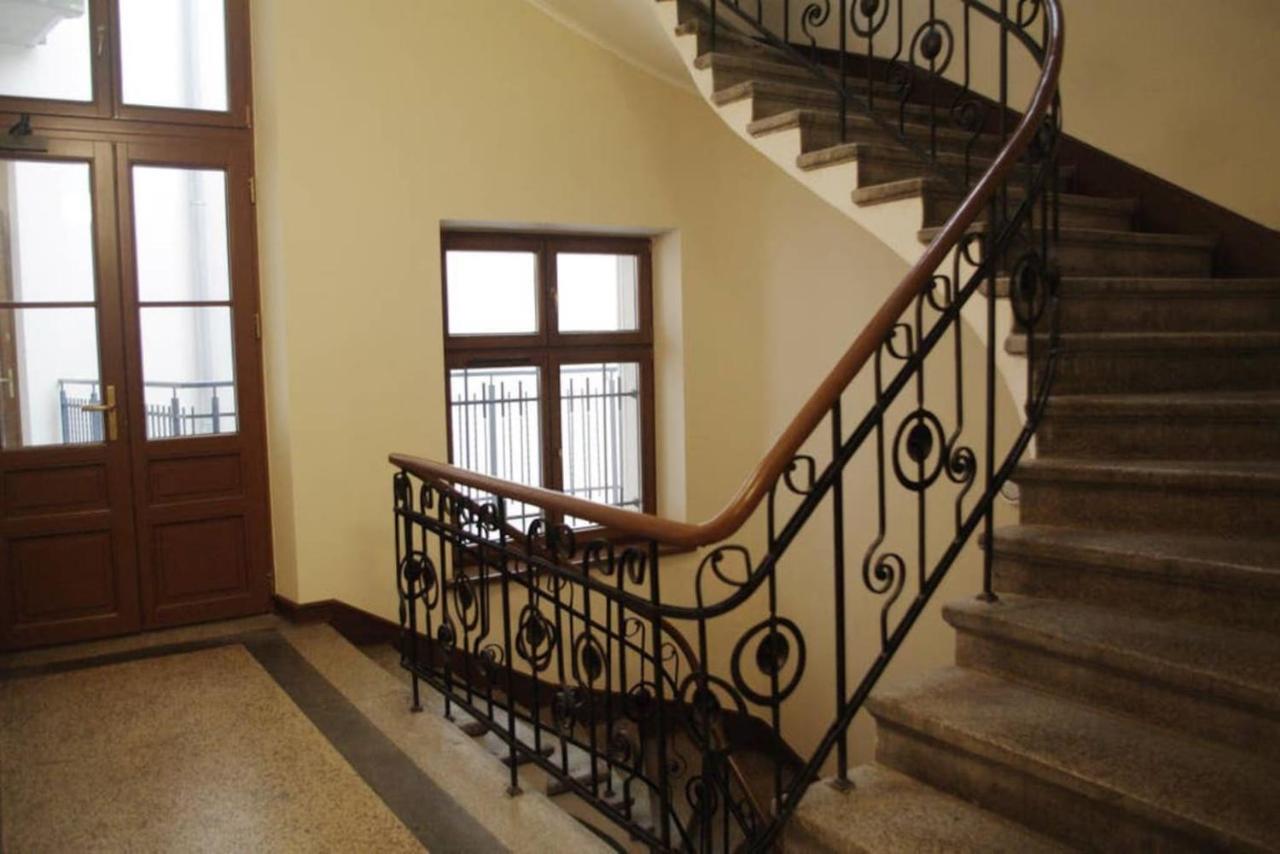 Studio Appartment In Old Town كراكوفيا المظهر الخارجي الصورة